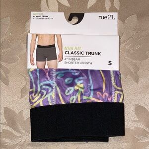 Rue21 Men's Active Flex Classic Trunk - Purple and Black